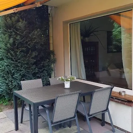 Stadtnahe Wohnung Mit Garten Und Parkplatz Oldenburg Buitenkant foto